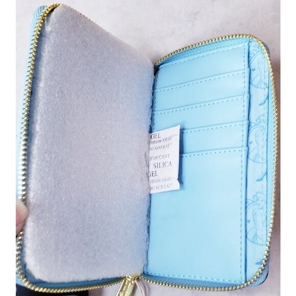 NWT LOUNGEFLY X DISNEY Cinderella Princess Scene Zip Around Wallet - Picture 6 of 12